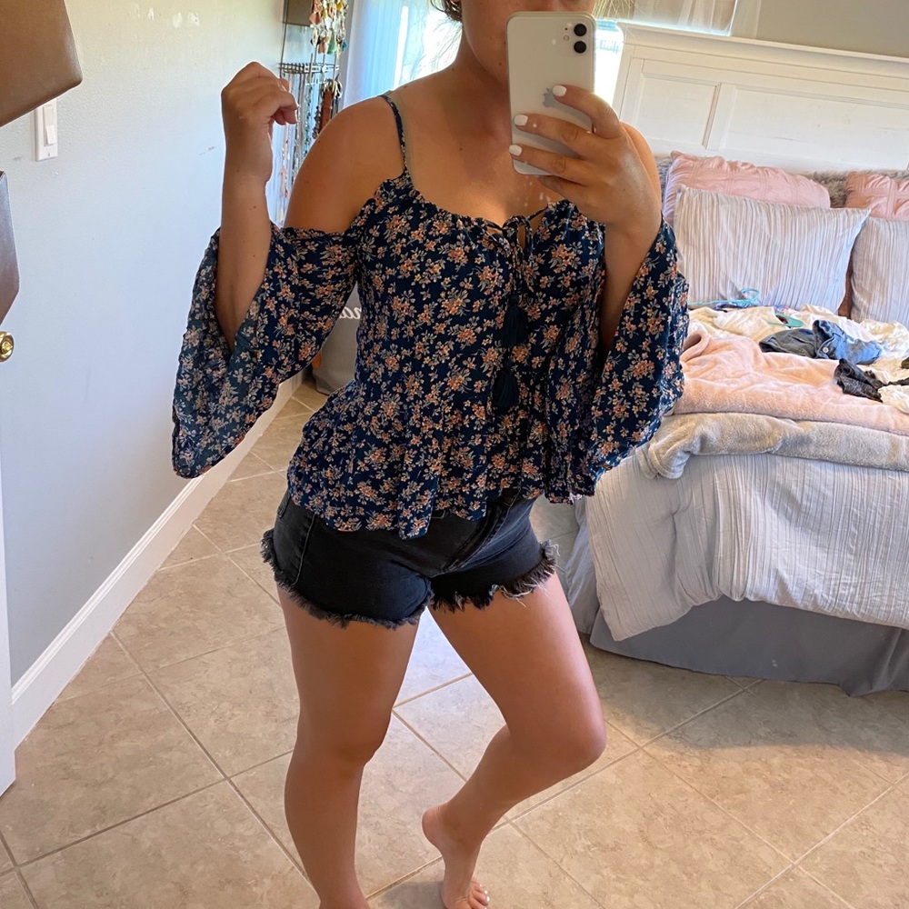 AE Blouse